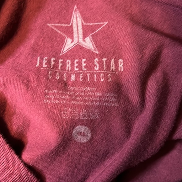 Jeffery Star Burgundy Can't Relate Short Sleeve Graphic T-Shirt - Picture 4 of 4